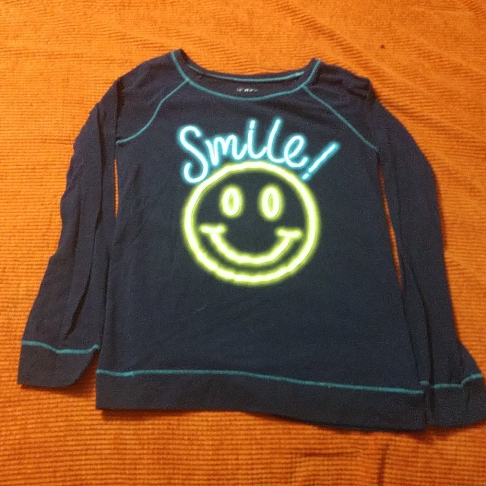 Girls long sleeve shirt